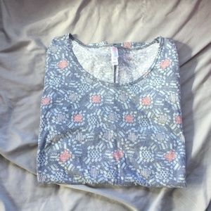 LulaRoe blouse